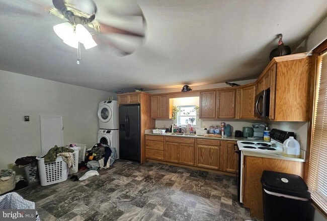 Building Photo - 449 Harmison Pl