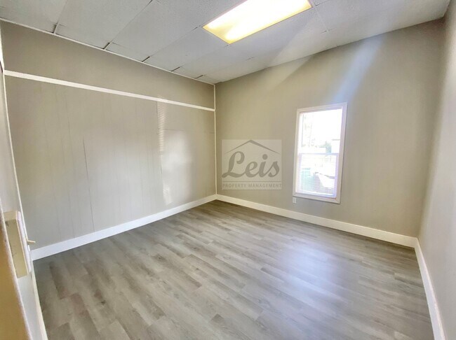Building Photo - 119 Tillman Ave
