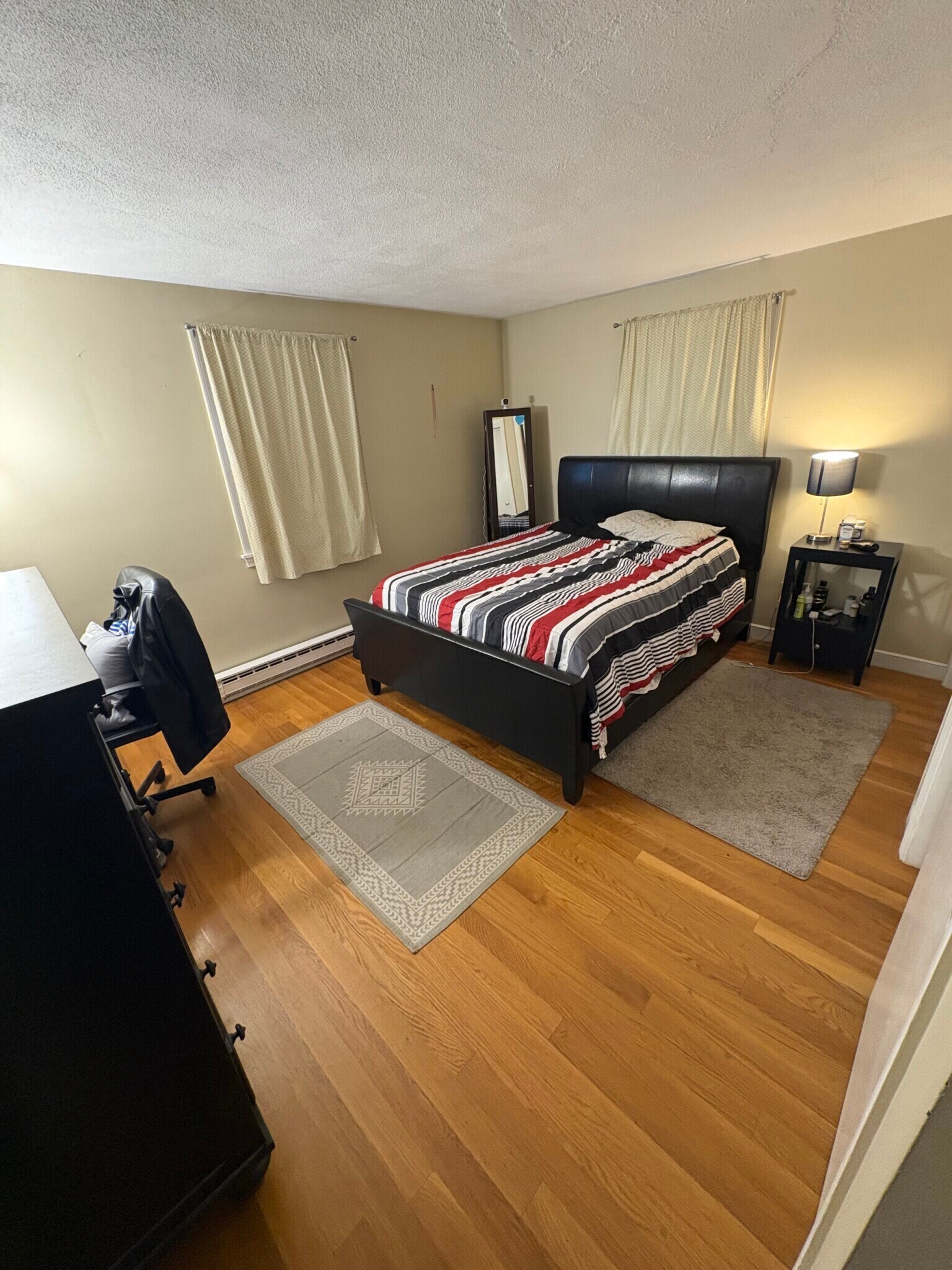 Building Photo - 92 Sylvia St