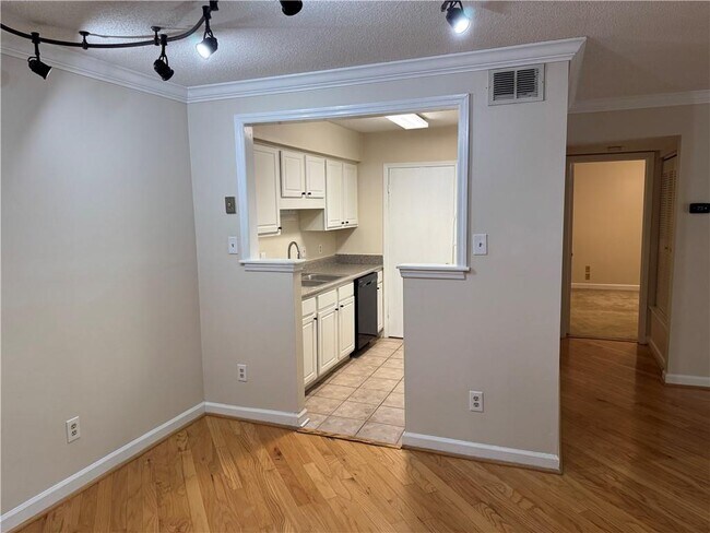 Building Photo - 5005 Wingate Way