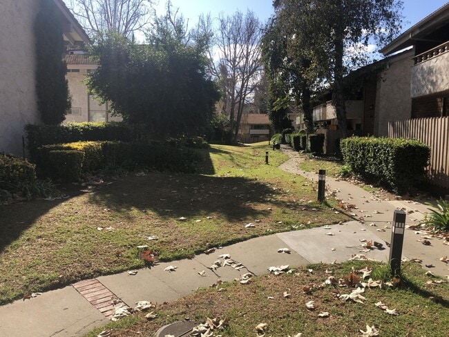 Building Photo - 31501 Lindero Canyon Rd