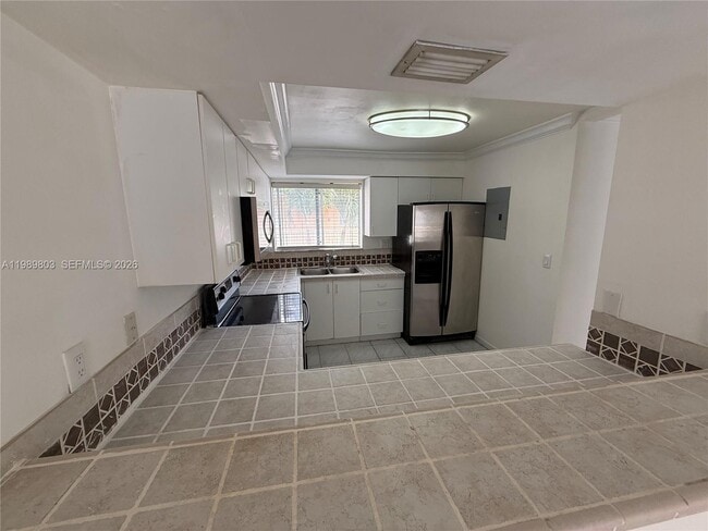 Building Photo - 14905 SW 80th St