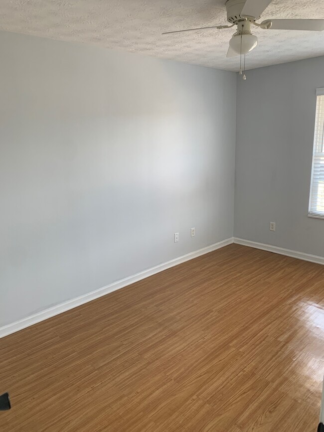 Building Photo - 1407 Glenwood St