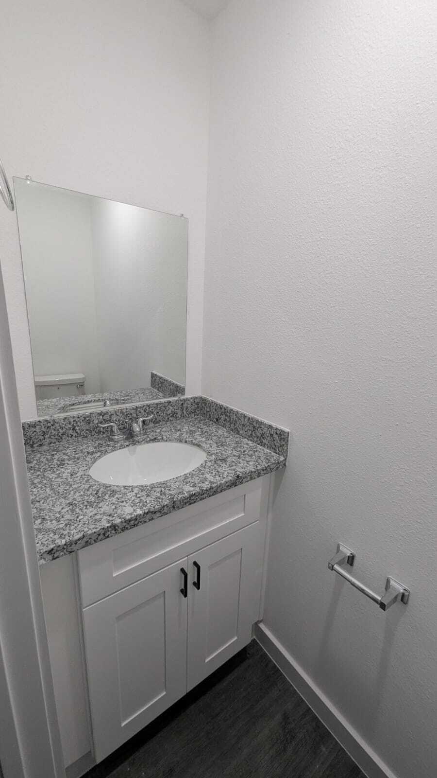 Building Photo - 7904 Shotwell St