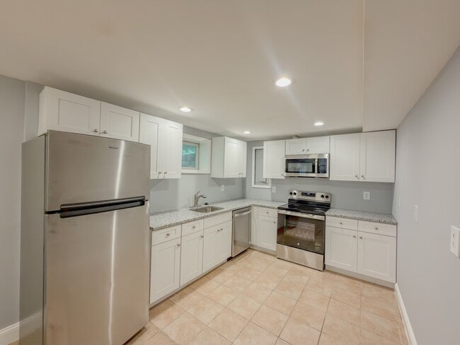 Building Photo - 9226 Limestone Pl