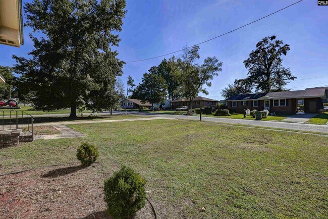 Building Photo - 3621 Baywater Dr