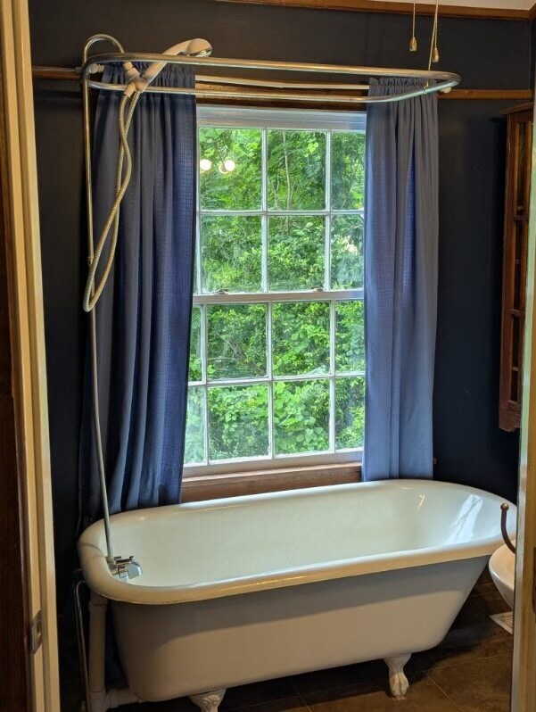 Bathroom - 1736 15th Ave S