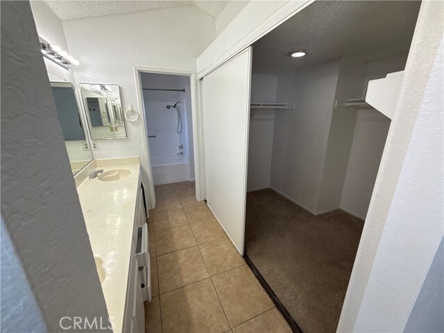 Building Photo - 1502 Karon St