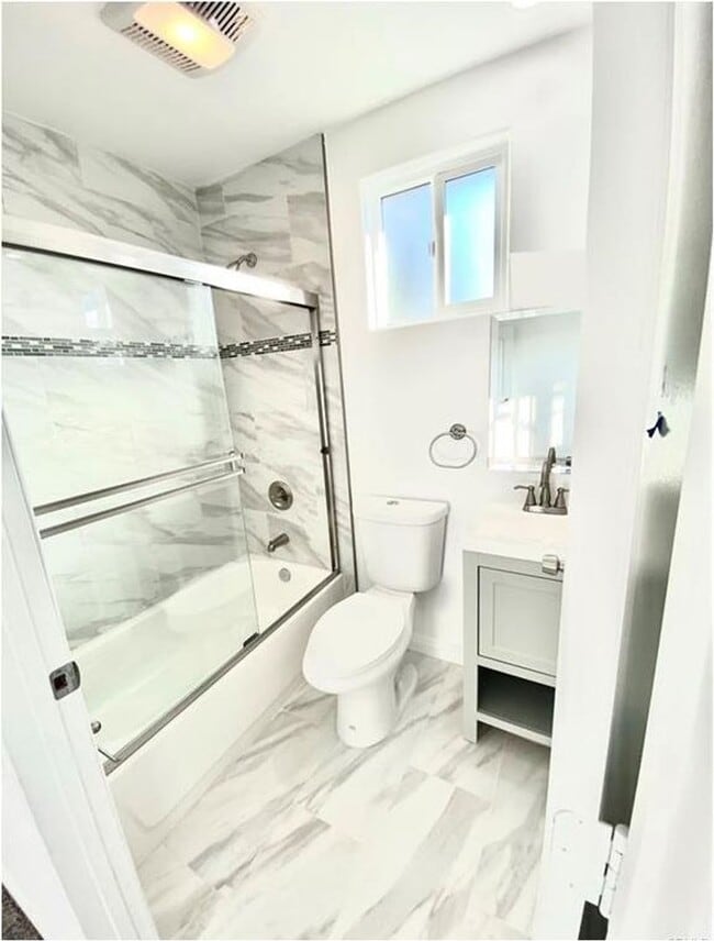 Building Photo - BROADWAY(10617)