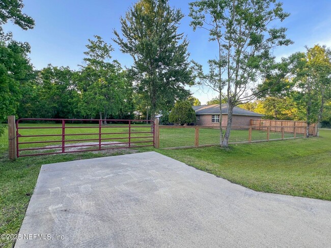 Building Photo - 54071 Armstrong Rd