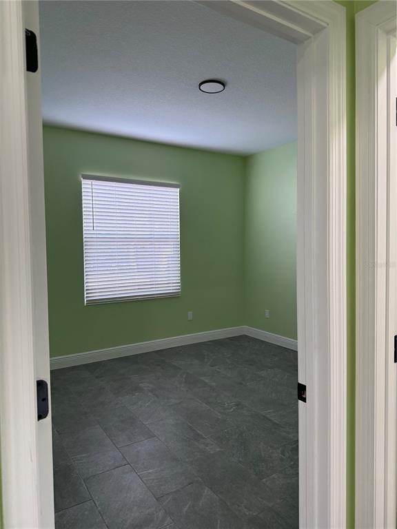 Building Photo - 1311 E River Cove St