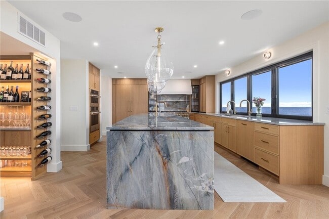 Building Photo - 41 Atlantic Ave