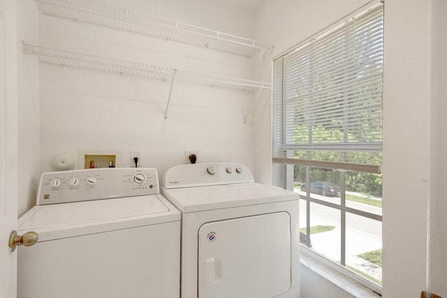 Building Photo - 4102 Emerald Vista