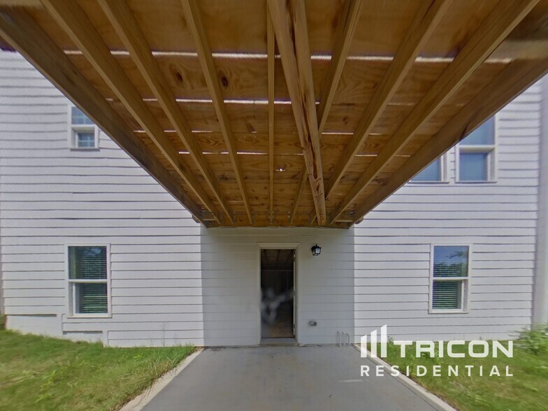 Building Photo - 106 Radford Ct