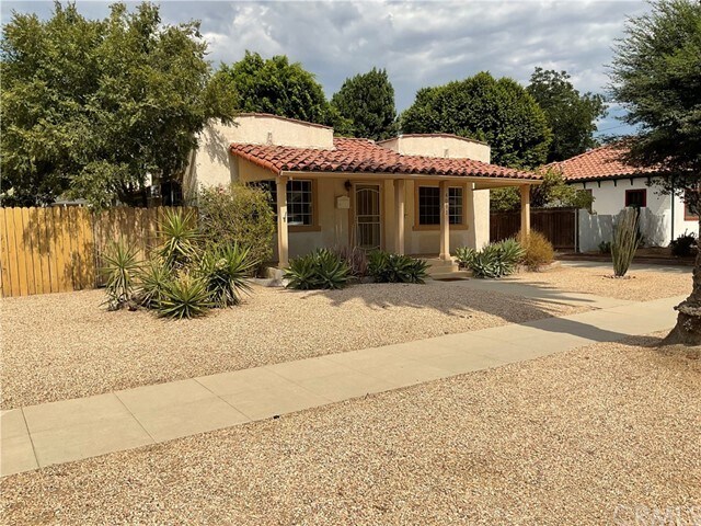 Building Photo - 4091 Linwood Pl