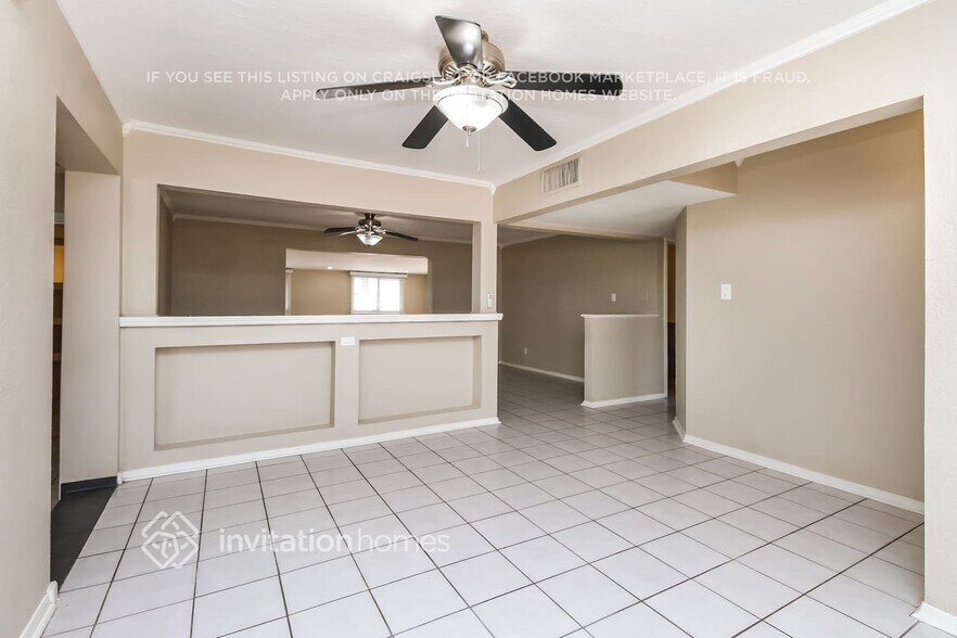 Building Photo - 7641 E Verde Ln