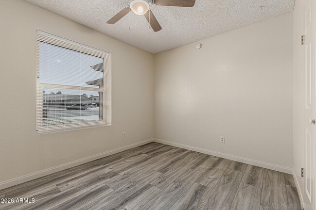 Building Photo - 6850 W Cholla St