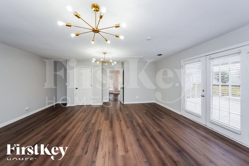 Building Photo - 609 Camden Cove Ln
