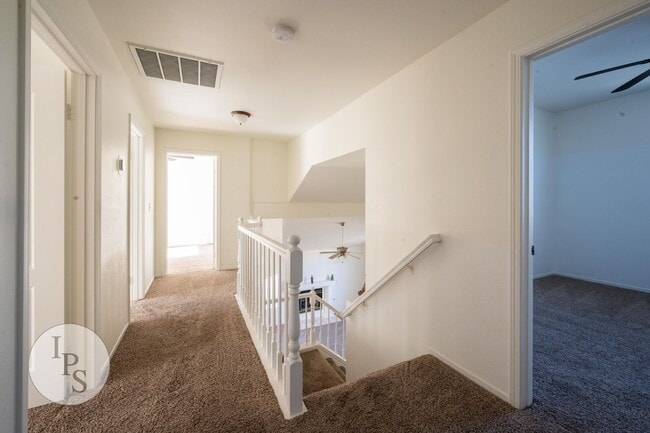 Building Photo - Gated Fresno NW Home, 3BR/2BA, in CUSD - L...