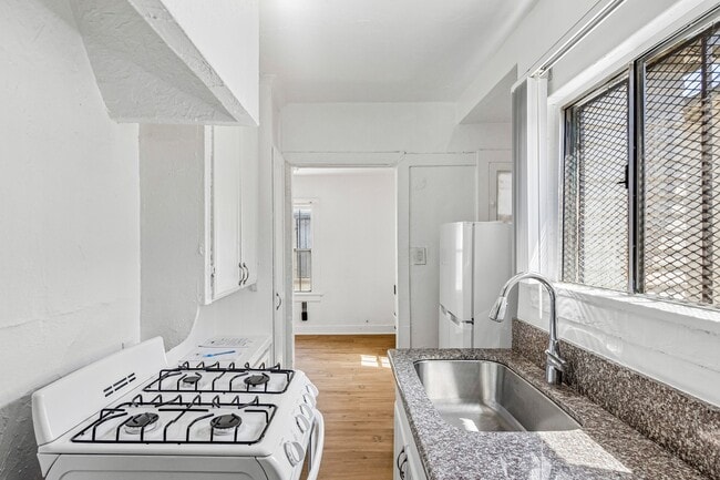 Floorplan - 4214-4240 S. Hoover St.