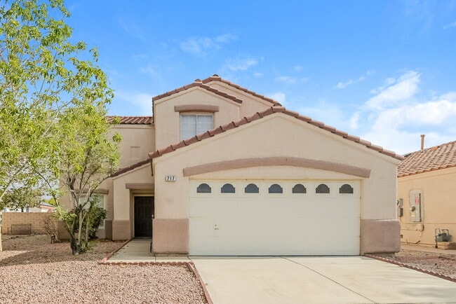 Building Photo - 717 Red Bark Ln