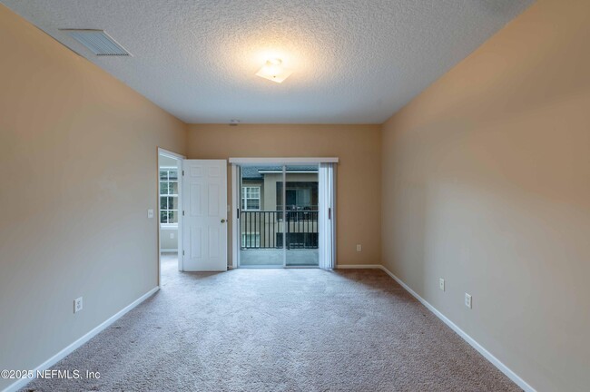 Building Photo - 12301 Kernan Forest Blvd