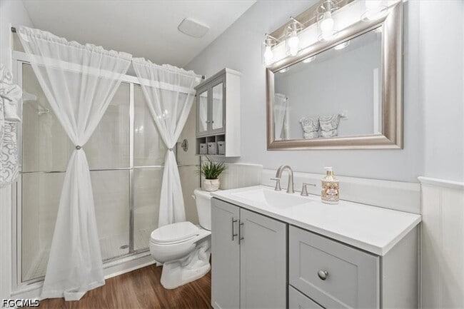 Building Photo - 3630 Pine Oak Cir