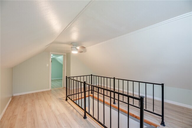 Building Photo - 202 River Meadow Dr