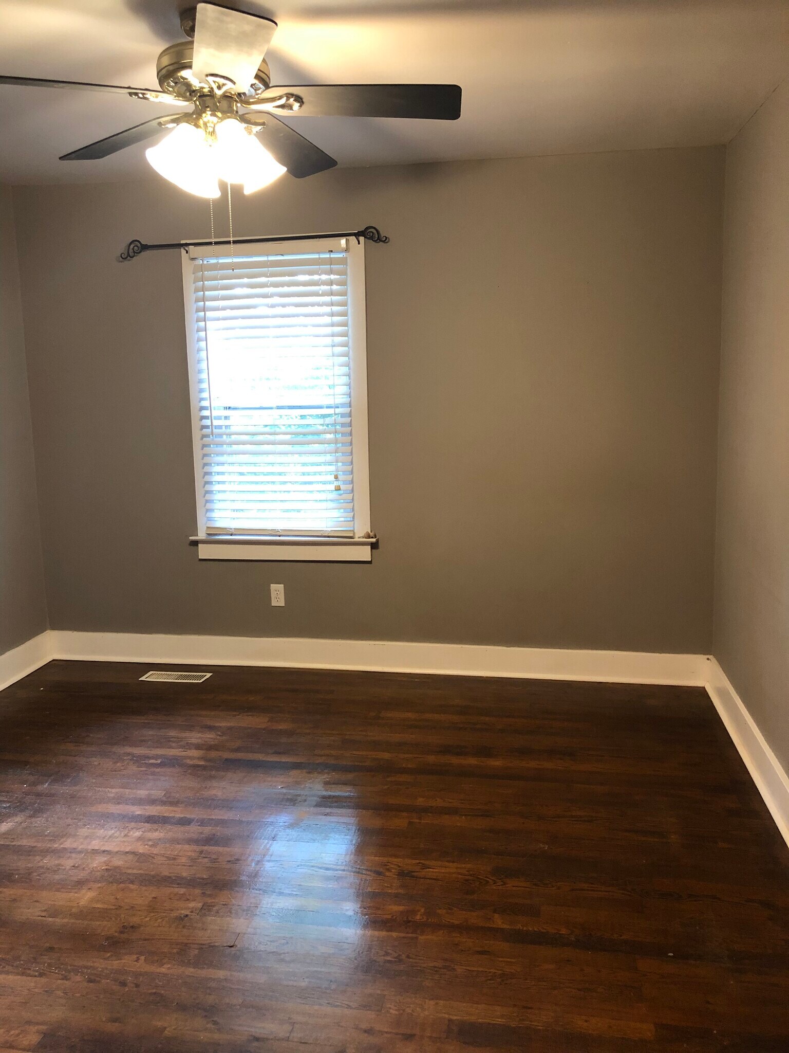 Building Photo - 6592 Moores Mill Rd