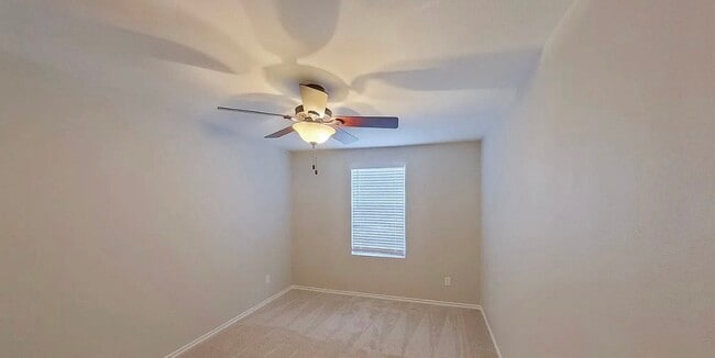 Building Photo - A Place to Settle In: Inviting 5-Bedroom Family Home