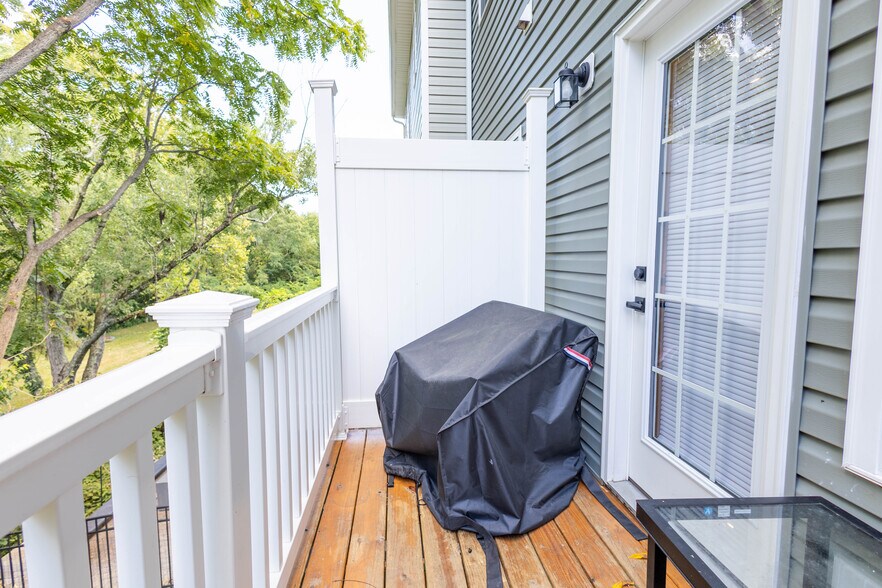 Building Photo - 6800 Frey Ln