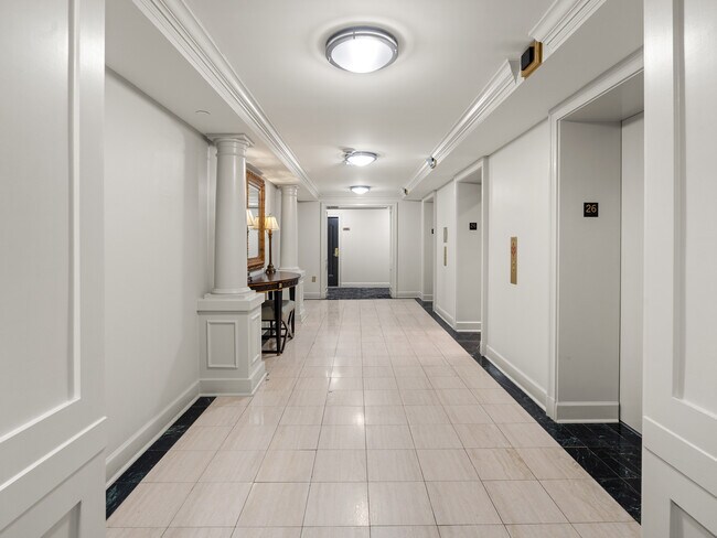 Building Photo - 2870 Pharr Ct S Northwest