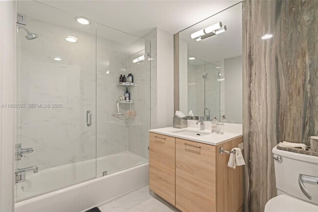 Building Photo - 16385 Biscayne Blvd