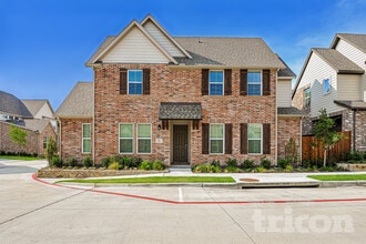 Building Photo - 1105 Fallgate Dr