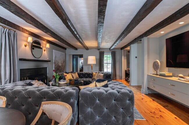 Building Photo - 1303 Goodaleville Rd
