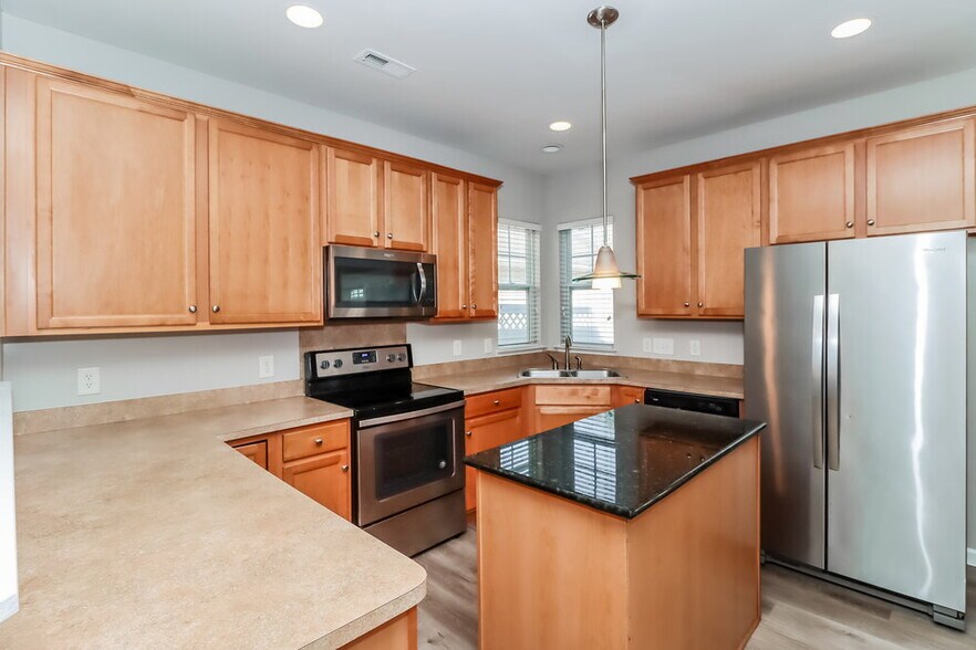 Building Photo - 13764 Aldenbrook Dr