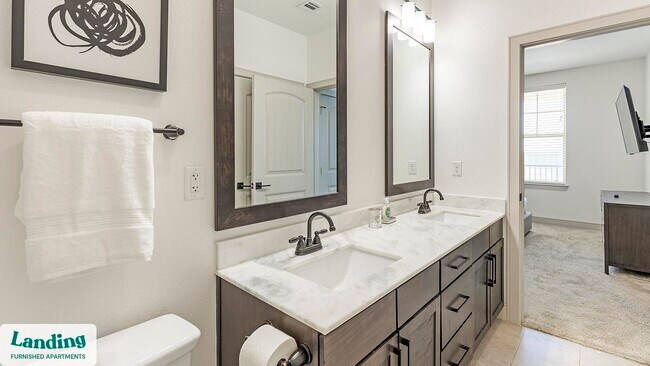 Building Photo - 3235 Heritage Trl