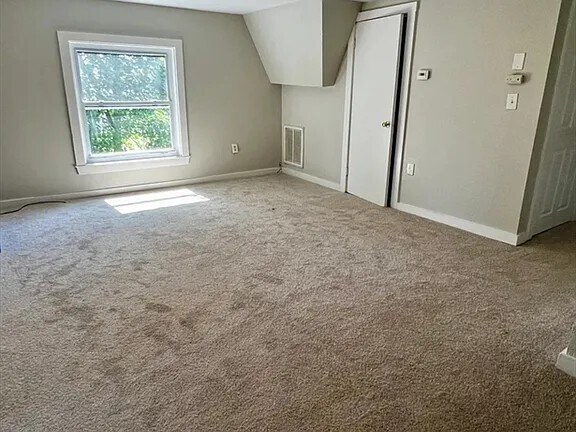 Building Photo - 31 Lyman St