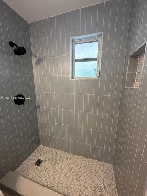 Building Photo - 333 Bayview Ave