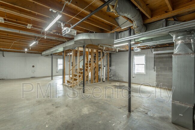 Building Photo - 5907 Browntown Rd