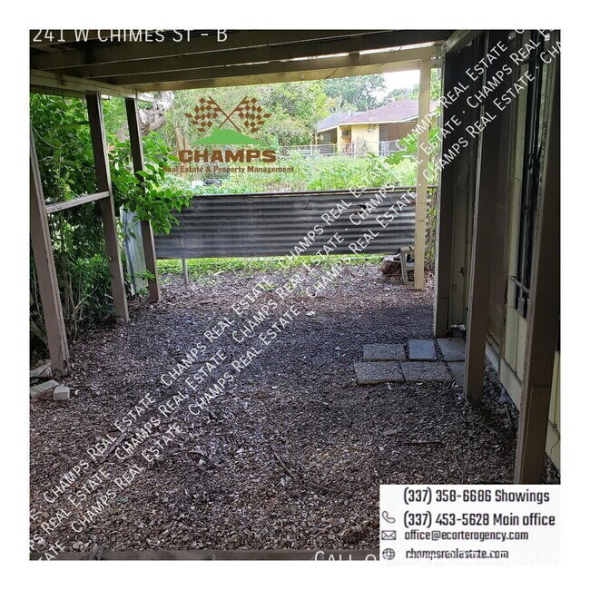 Building Photo - 1241 W Chimes St