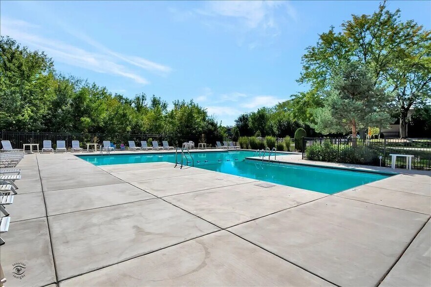 Building Photo - 15718 Orlan Brook Dr