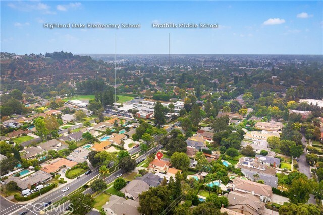 Building Photo - 1647 N Santa Anita Ave