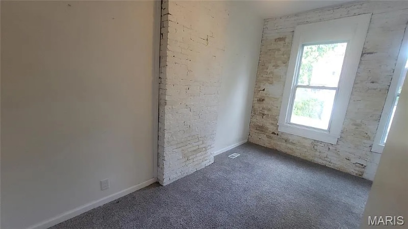 Building Photo - 3614 Iowa Ave