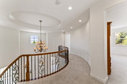 Building Photo - Luxurious, 5450 SqFt,  5 Ensuite Bedrooms ...
