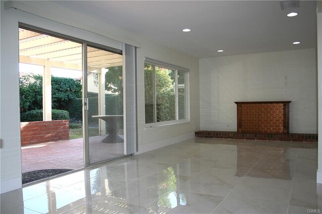 Building Photo - 27582 Cenajo