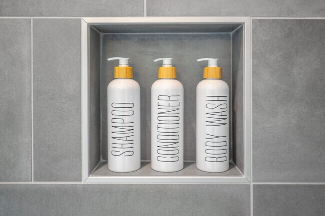 Building Photo - 2019 James St