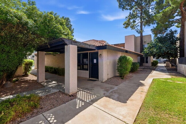 Building Photo - 2Bd/2Ba Condo in Mesa