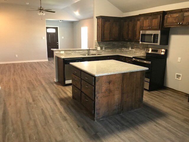 Building Photo - 2503 26th St