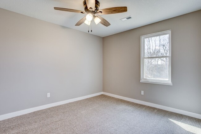 Building Photo - 6141 N Judson Dr